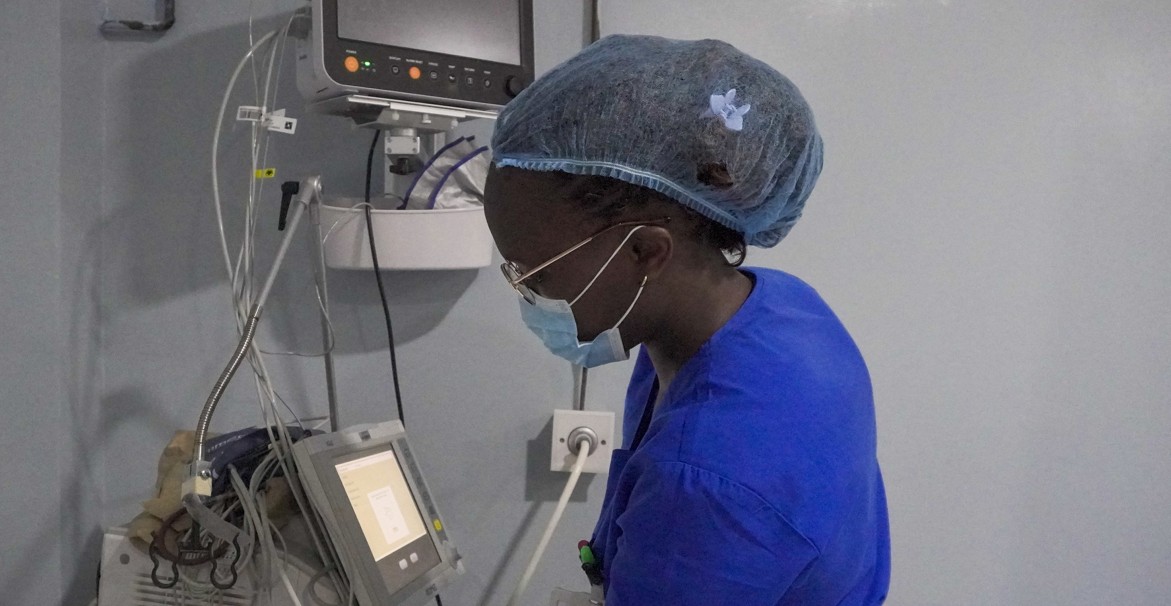 Inside the ICU: Nurse's daily fight to save lives amid grief, shortages, silent strength