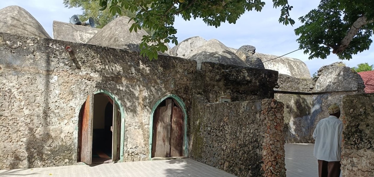 EACC intervenes to protect Coast's historic Kongo Mosque amid land grabbing dispute