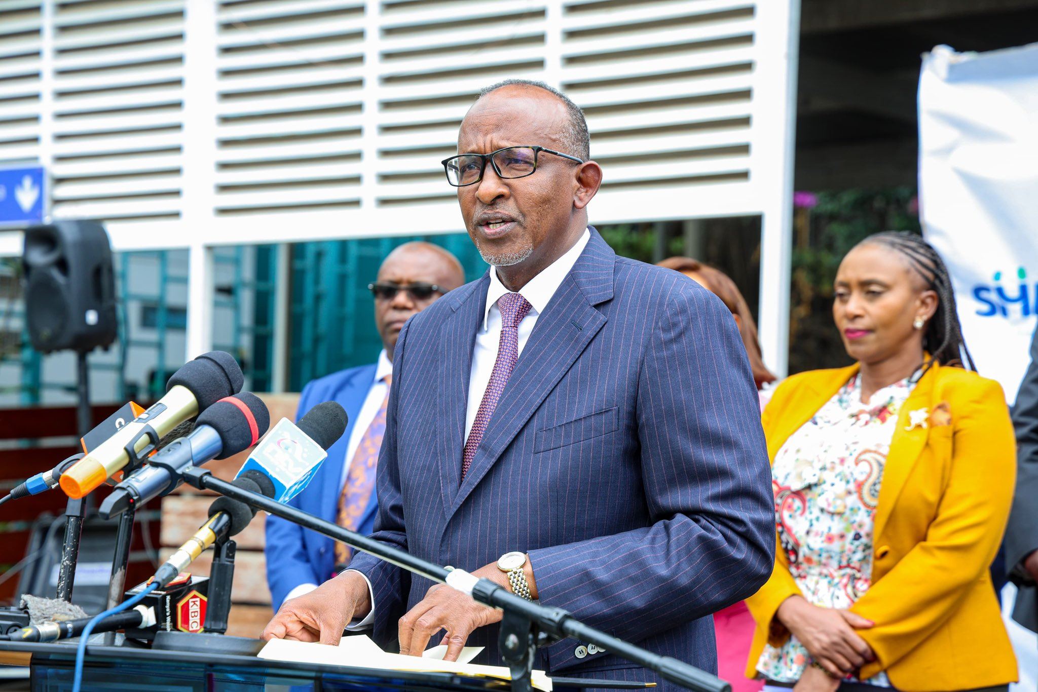 Over 700 non-compliant health facilities shut down, 301 downgraded in major crackdown