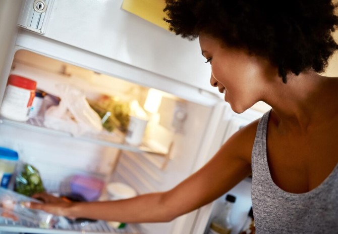 How to properly clean your fridge to eliminate odours