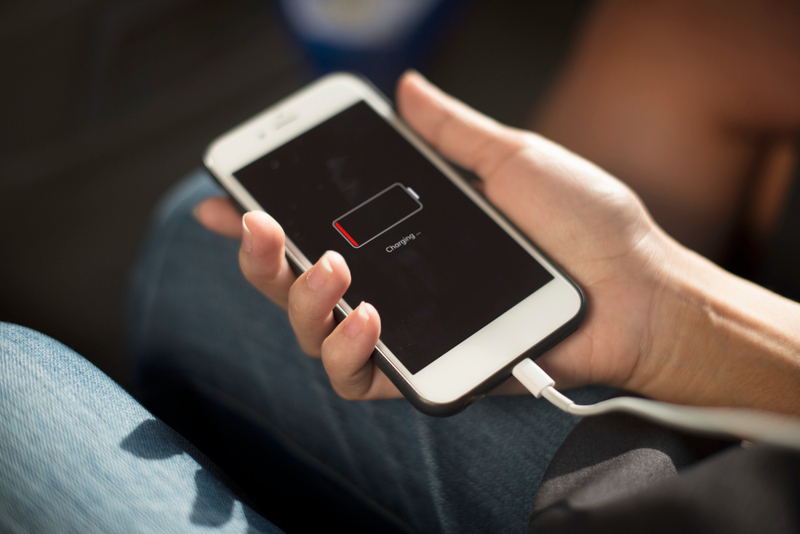 Practical tips to maximise your smartphone's battery life when travelling
