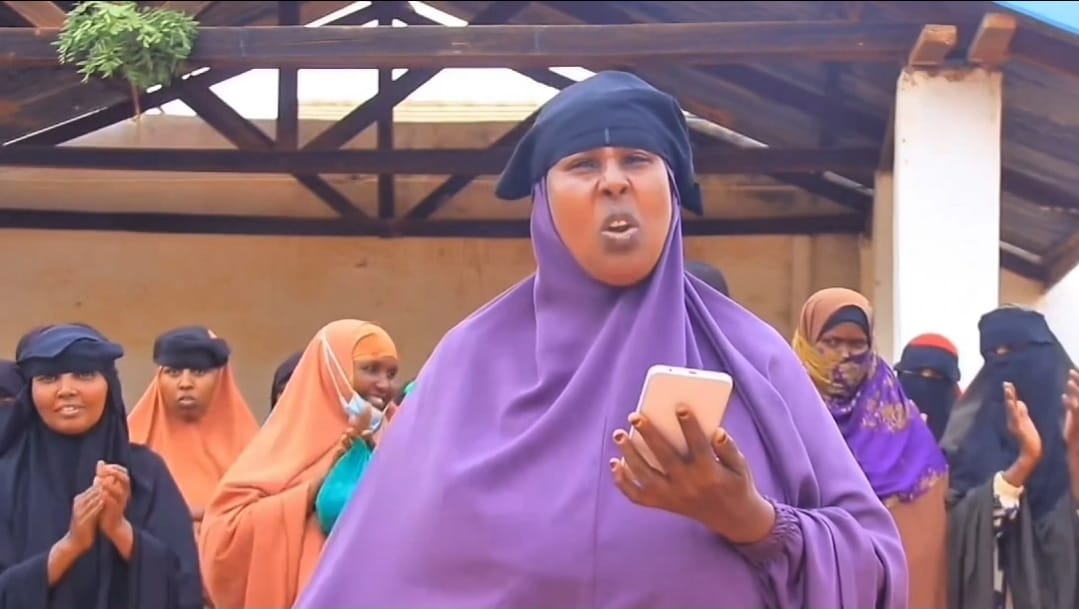 Casual workers at Mandera County Teaching and Referral Hospital protest over unpaid wages, poor working conditions - Zainab Hassan, who spoke on behalf of the workers, said that they have made numerous attempts to reach out to the county government, but their efforts have not yielded any results. (Photo: Handout)