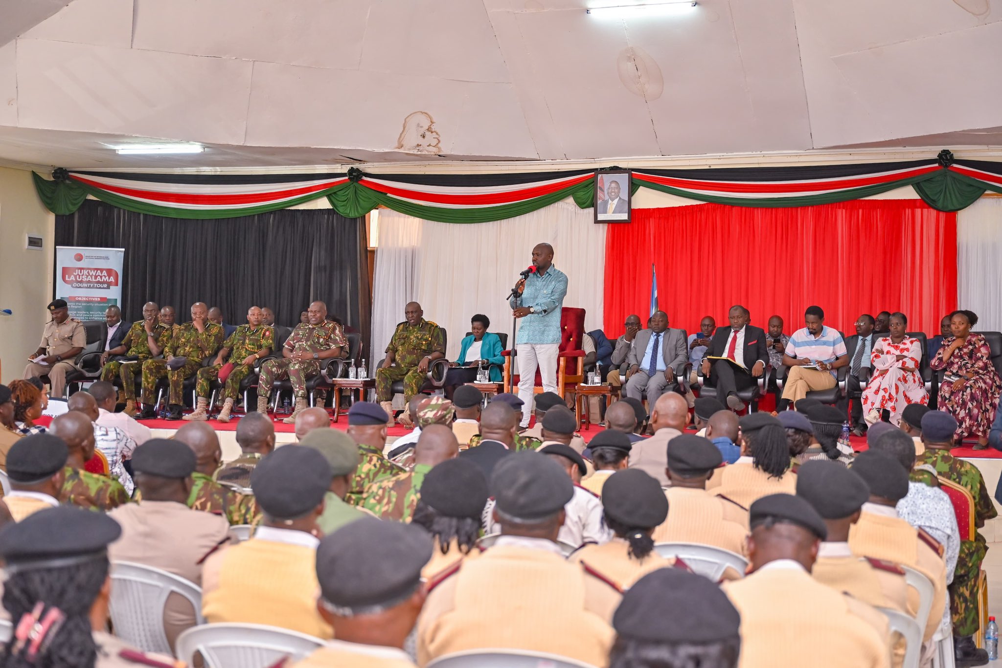Murkomen vows crackdown on ex-security officers forming armed political groups
