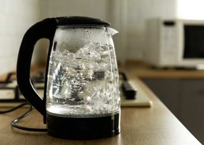 Is it okay to boil water more than once, or should you empty the kettle every time?