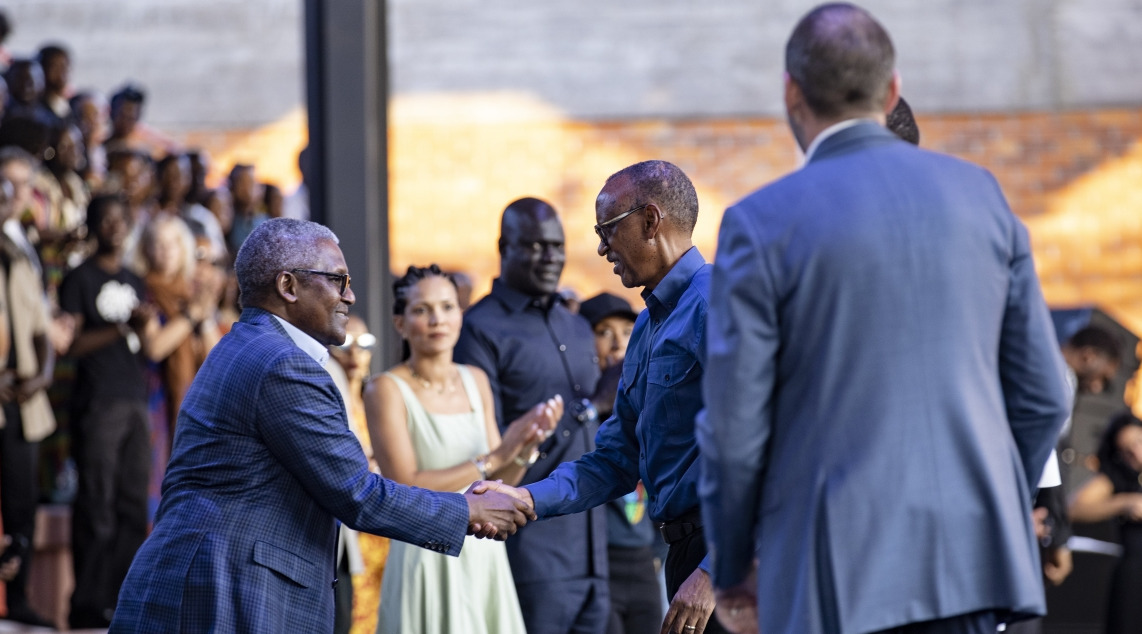 Kagame lauds Aliko Dangote’s push for African-led development