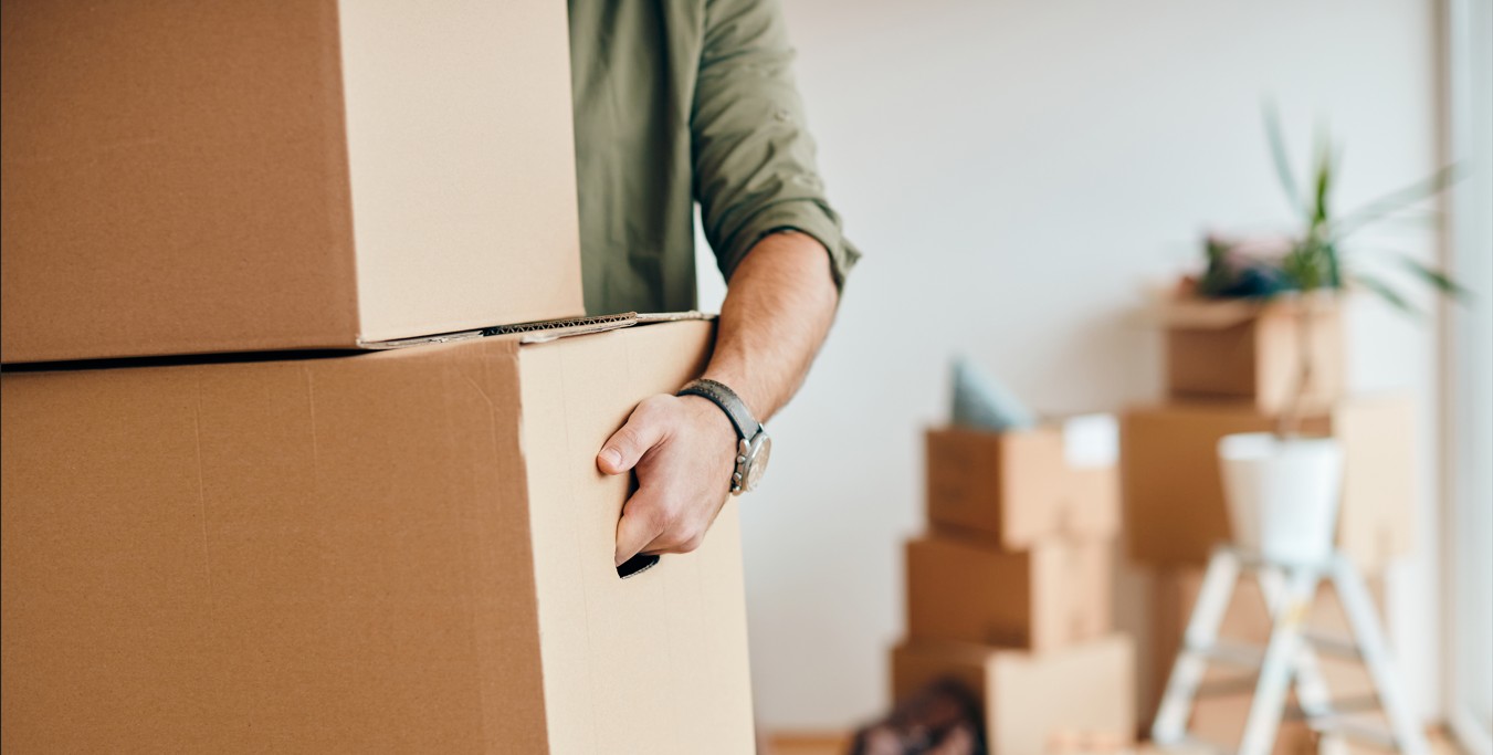 Thinking of moving houses? Here are 10 tips that will save you stress, time and money