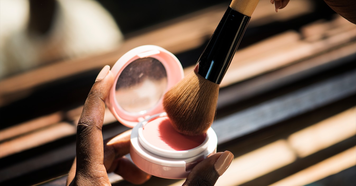 Expired makeup risks: Experts warn of skin infections, eye damage and vision loss