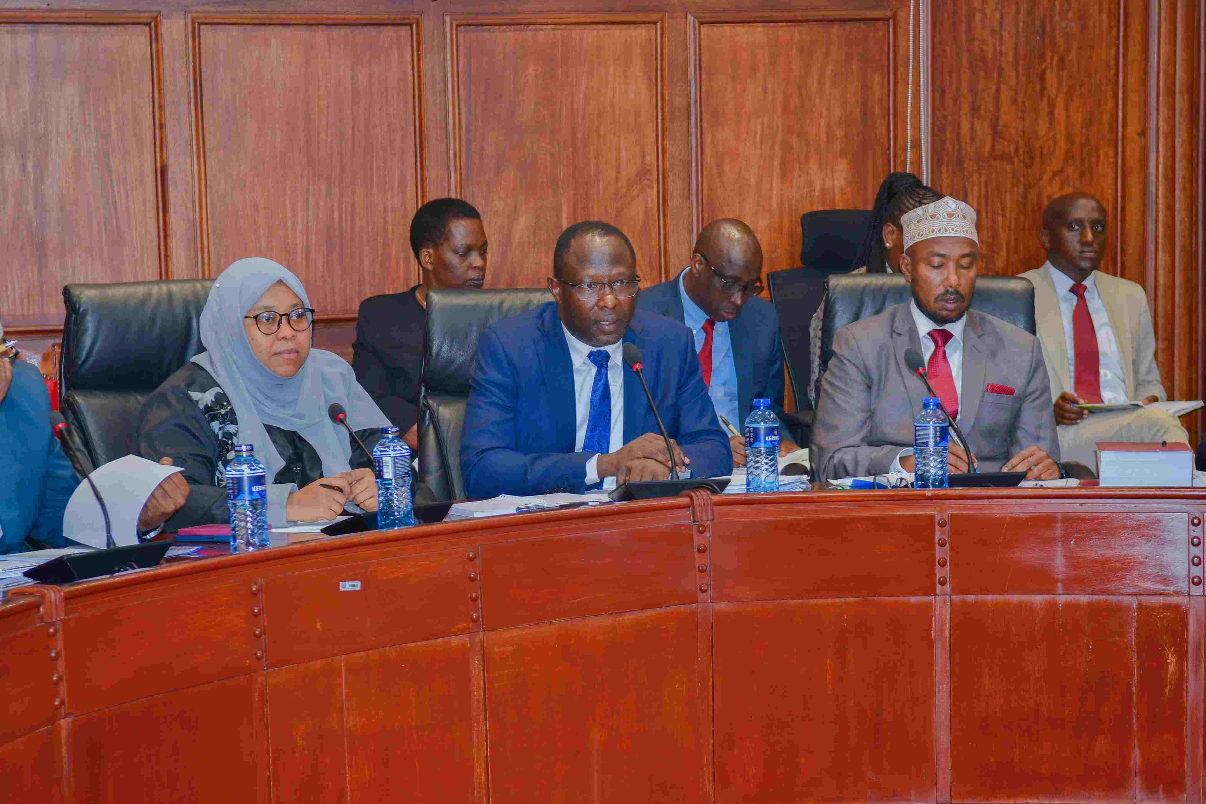 IEBC resumes voter registration as political heavyweights eye 2027 General Election
