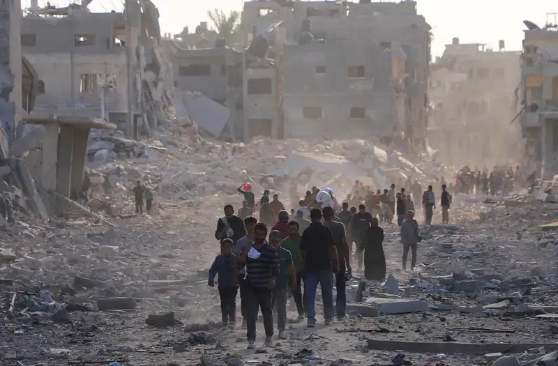 Palestinians begin returning to northern Gaza as ceasefire takes hold