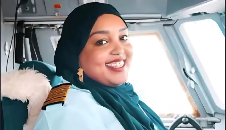 Somalia’s first female captain Yasmin Abdi Farah wins pilot of the year 2025