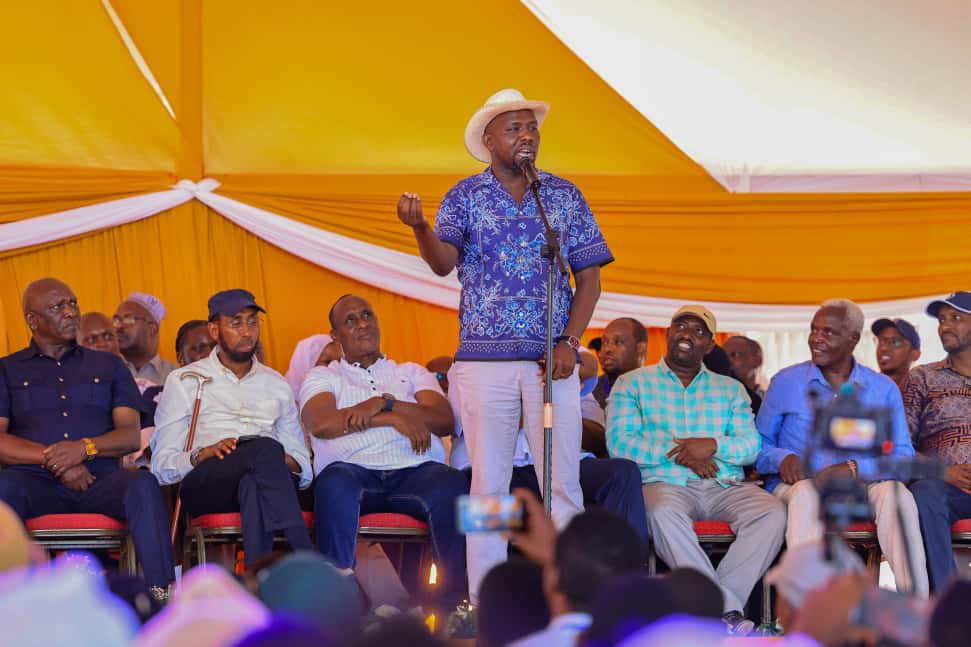 Government seeks out-of-court deal to end police recruitment stalemate