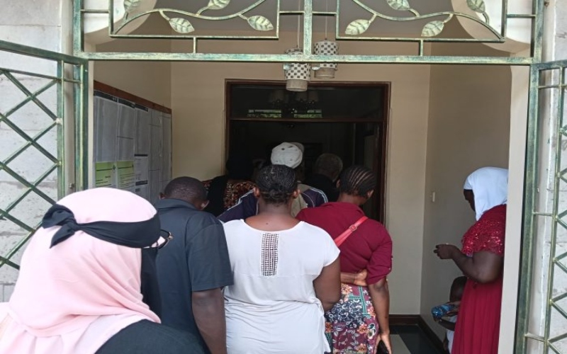 Voter registration in Mombasa marred by weak network, slow biometric systems