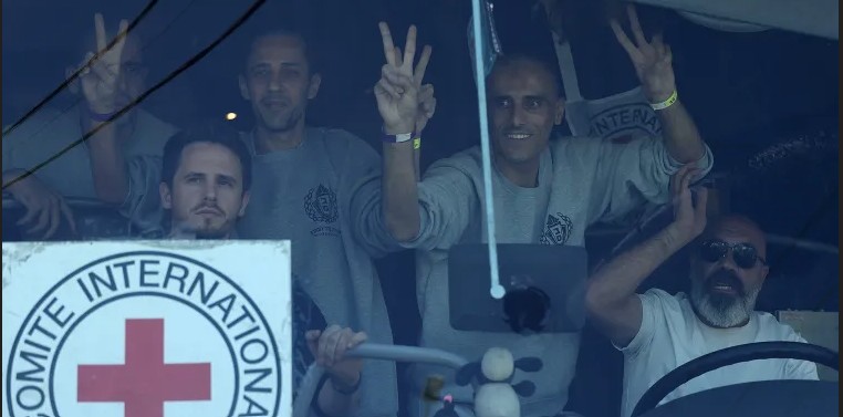 Outrage as Israel sends freed Palestinian prisoners to Egypt instead of home