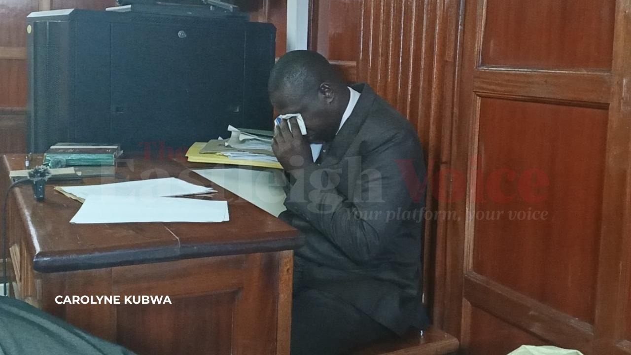 Police officer breaks down in court as he defends colleagues accused of killing suspected robber