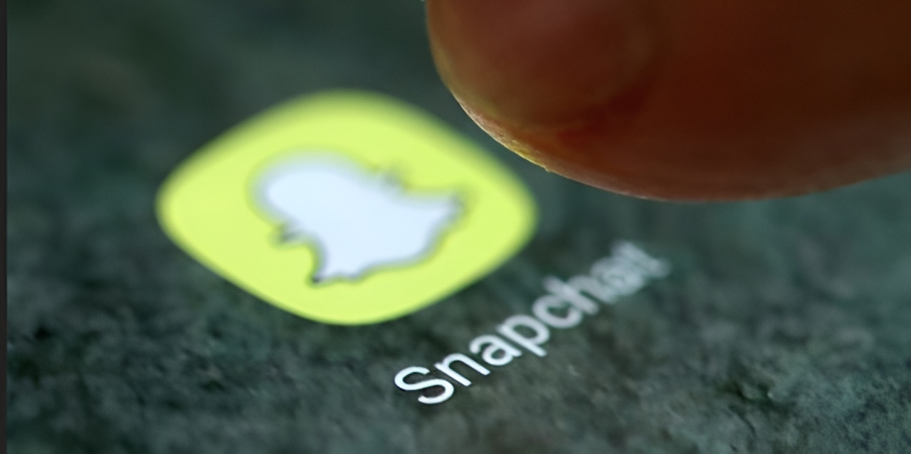 Snapchat to charge users who exceed 5GB in memories, introducing paid storage plans