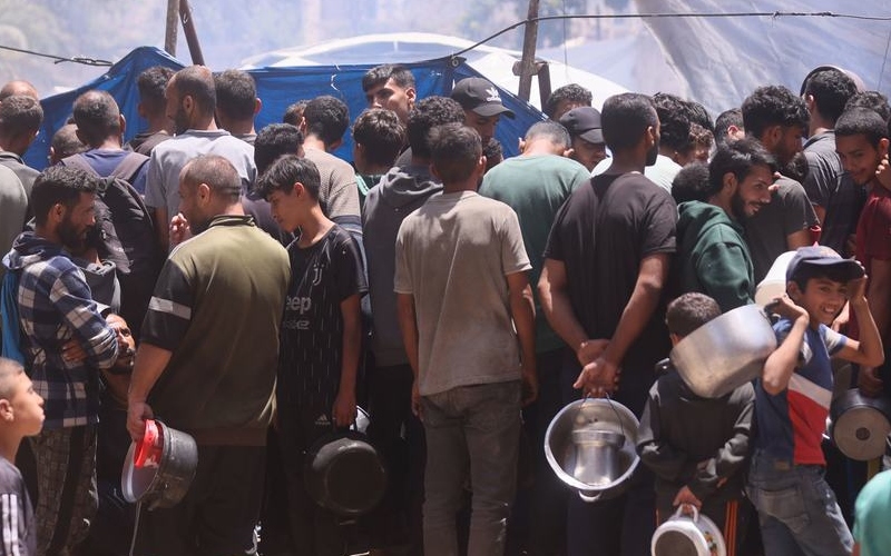 Gaza health system overwhelmed as WHO reports 42,000 people have life-changing injuries