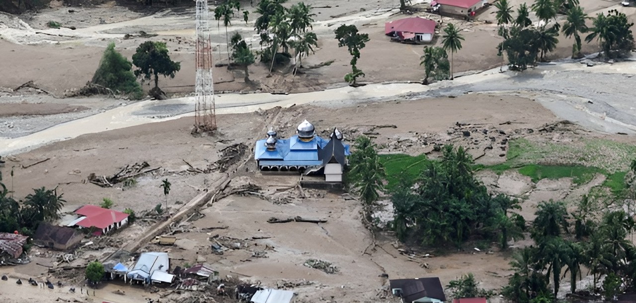Southeast Asia faces catastrophic floods as tropical storm kills 600 hundred