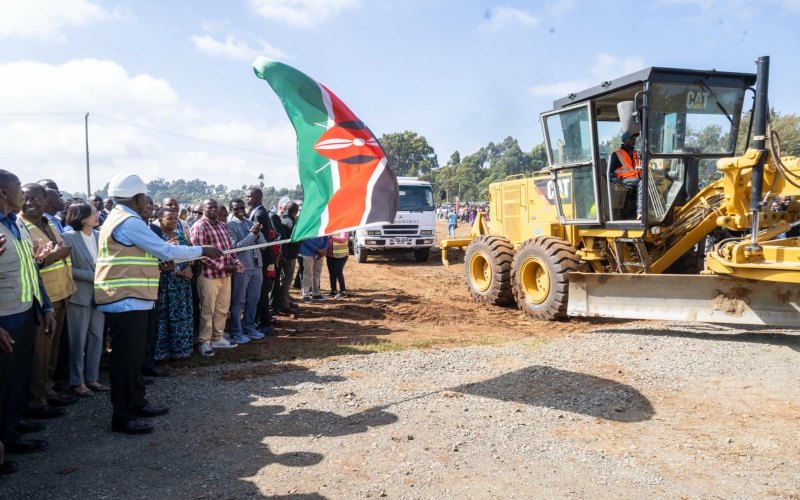 President Ruto launches Nairobi–Nakuru–Mau Summit, Maai Mahiu–Naivasha road projects