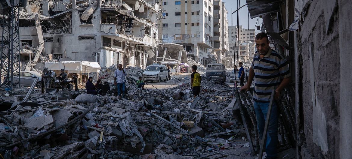 ‘Mobs’ target Palestinians in occupied West Bank, as floods roil Gaza