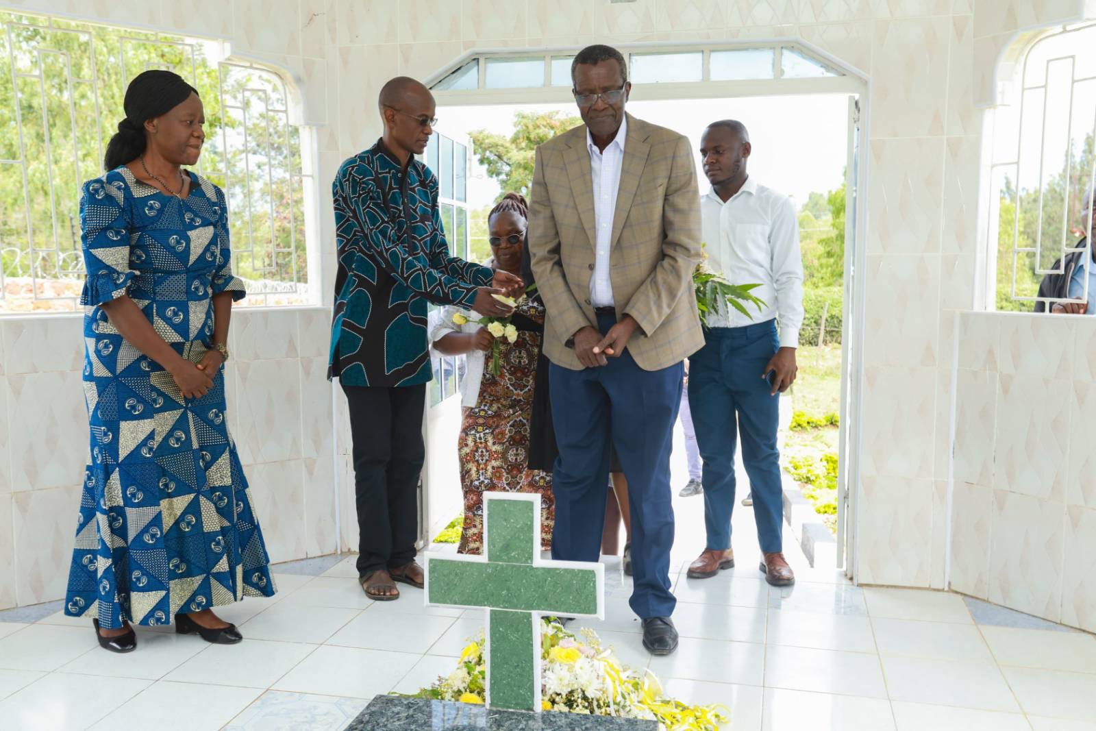 Maraga honours devolution hero Odhiambo Mbai, vows to uphold constitutionalism and drive economy reforms in presidential bid