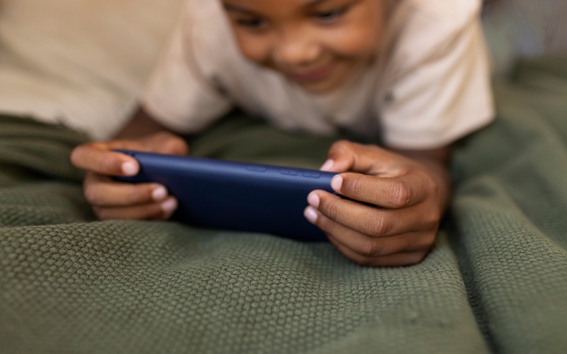 Study links excess screen time in children to higher heart and metabolic risk
