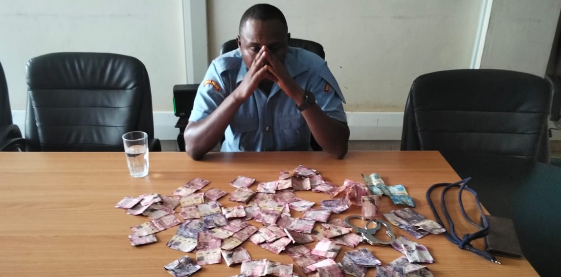 EACC festive season crackdown nets two traffic police officers over bribery