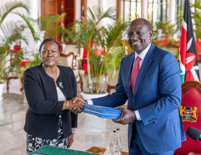 Ruto honours Kristina Kenyatta, Dorcas Oduor, William Kabogo with EGH awards