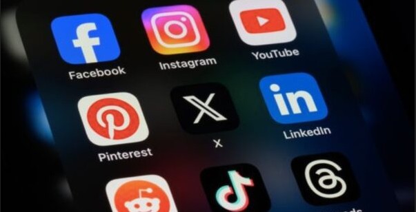 Kenyans shift to social media for news as television, radio loses ground, report shows