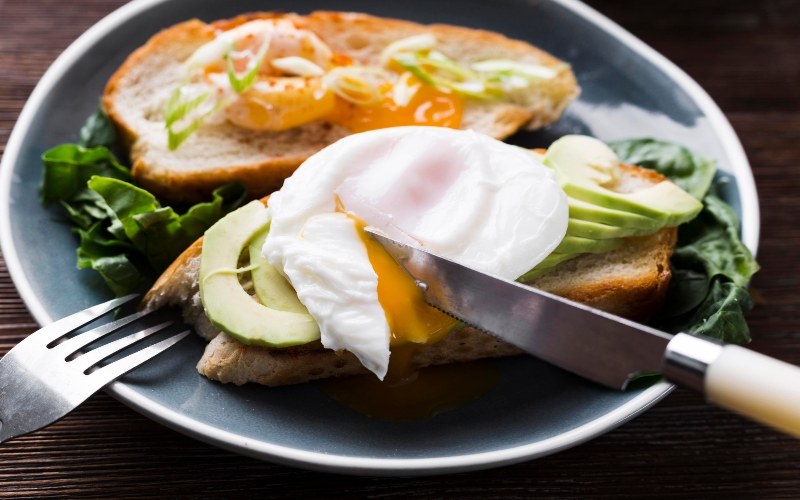 Why cooking methods matter: How boiled and poached eggs are the healthiest compared to others