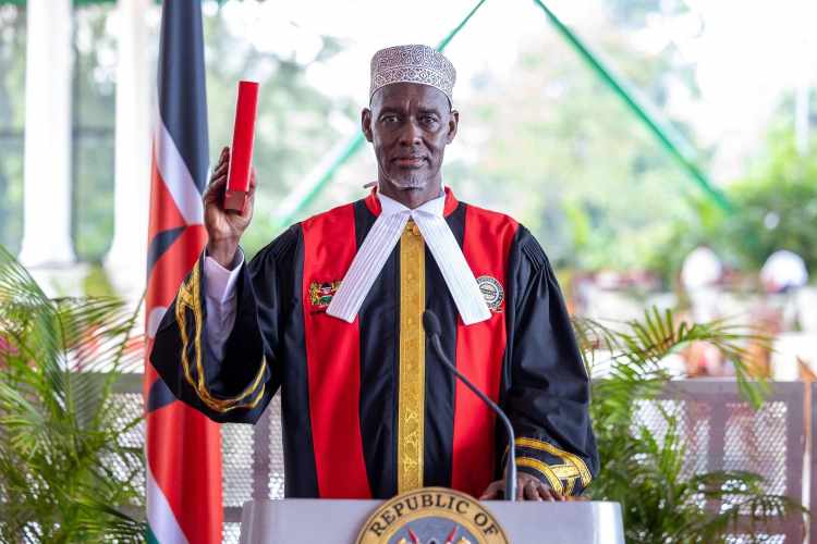 Justice Warsame urged to reinforce rule of law as he joins Supreme Court bench