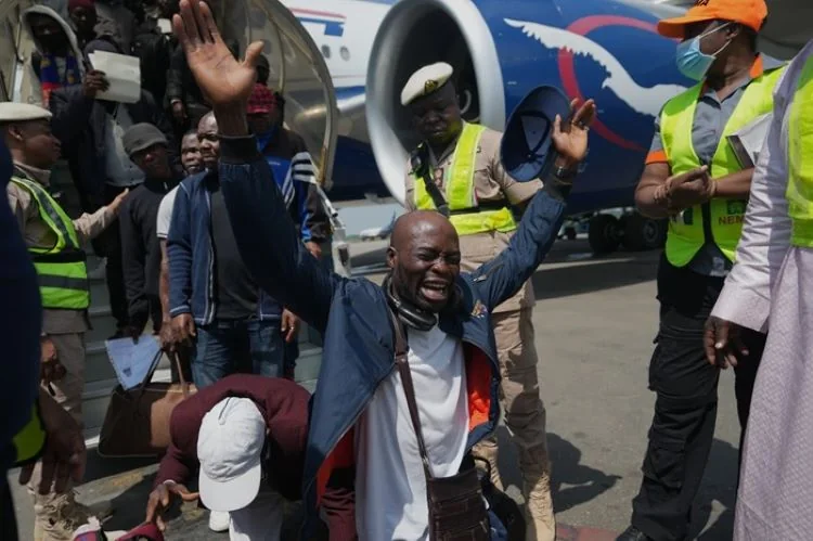 258 Nigerians evacuated from South Africa arrive in Lagos