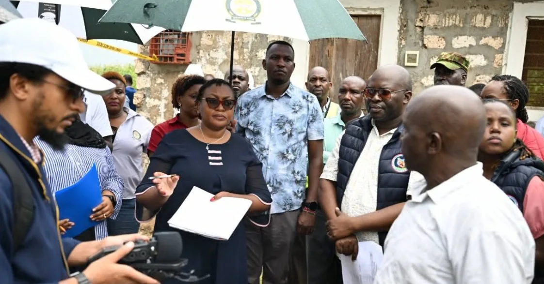 𝐄𝐚𝐬𝐭𝐥𝐞𝐢𝐠𝐡 𝐕𝐨𝐢𝐜𝐞 𝐚𝐭 𝐍𝐢𝐧𝐞 - Court tours Malindi crime scenes in Kwa Binzaro murder trial probe