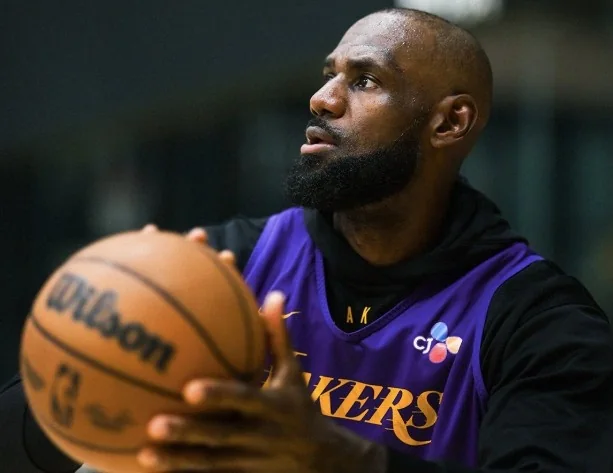 LeBron James' Lakers journey ends as NBA's all-time scoring king moves on