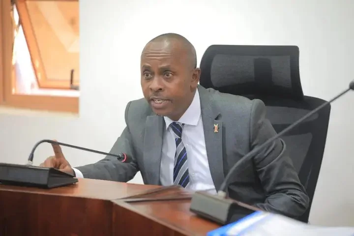 MPs review proposal on classification of State information