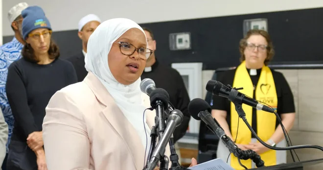 Somali leaders in Minnesota accuse Trump of fuelling anti-Muslim rhetoric after sharing photo of children