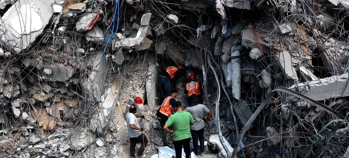 ‘We face a new ordeal’: Gaza's search for the dead goes on