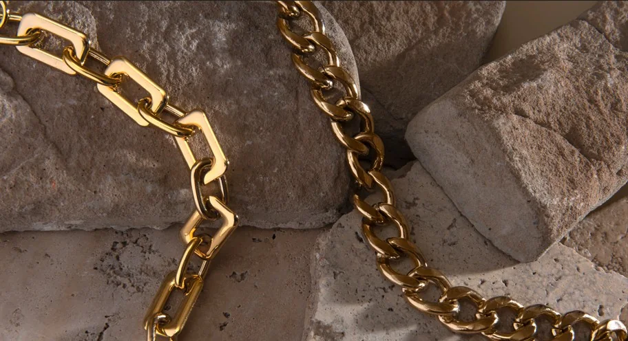 Scientists unlock gold jewellery’s invisible protection system that stops it from tarnishing