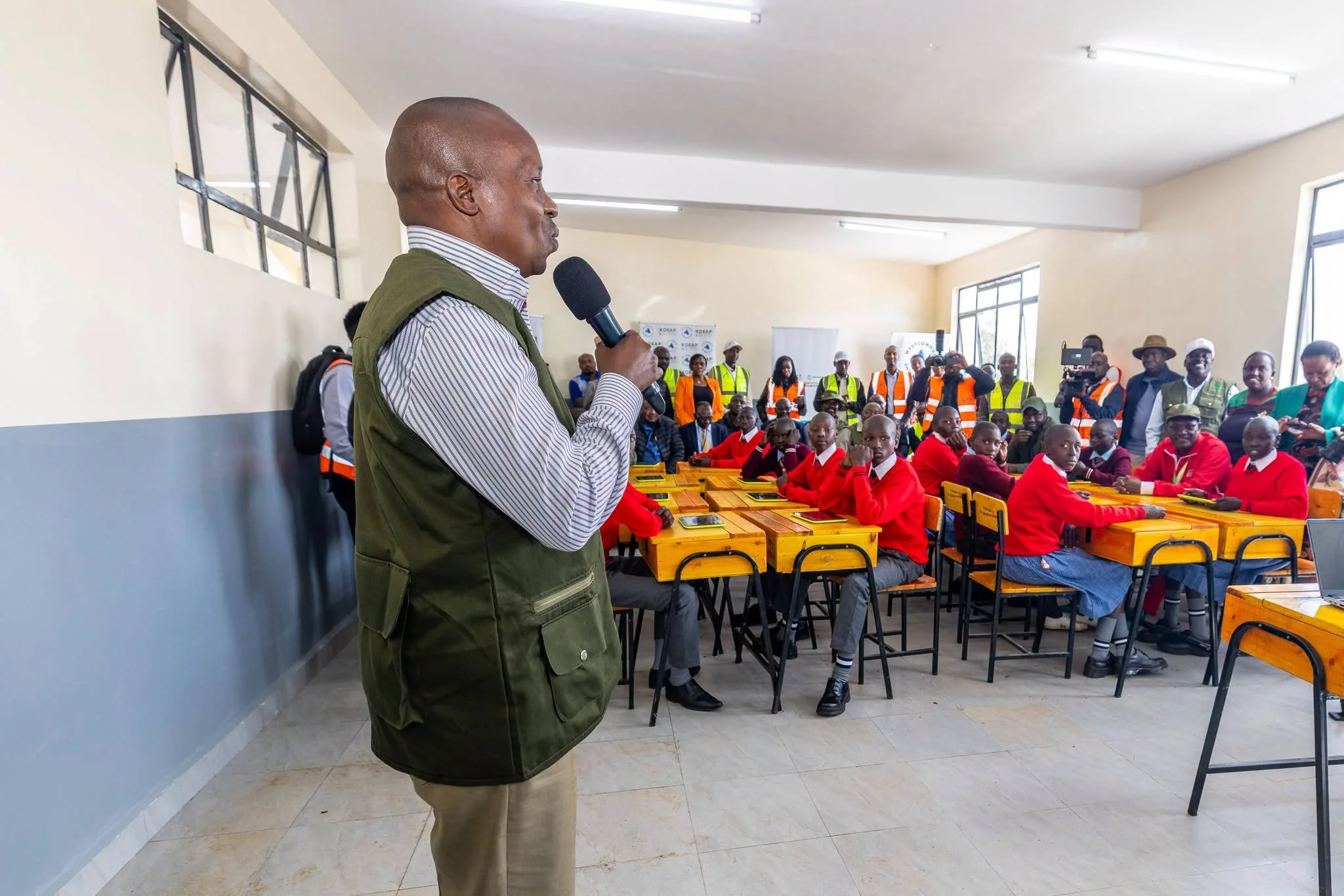 10,000 junior schools set for digital upgrade as government expands ICT integration