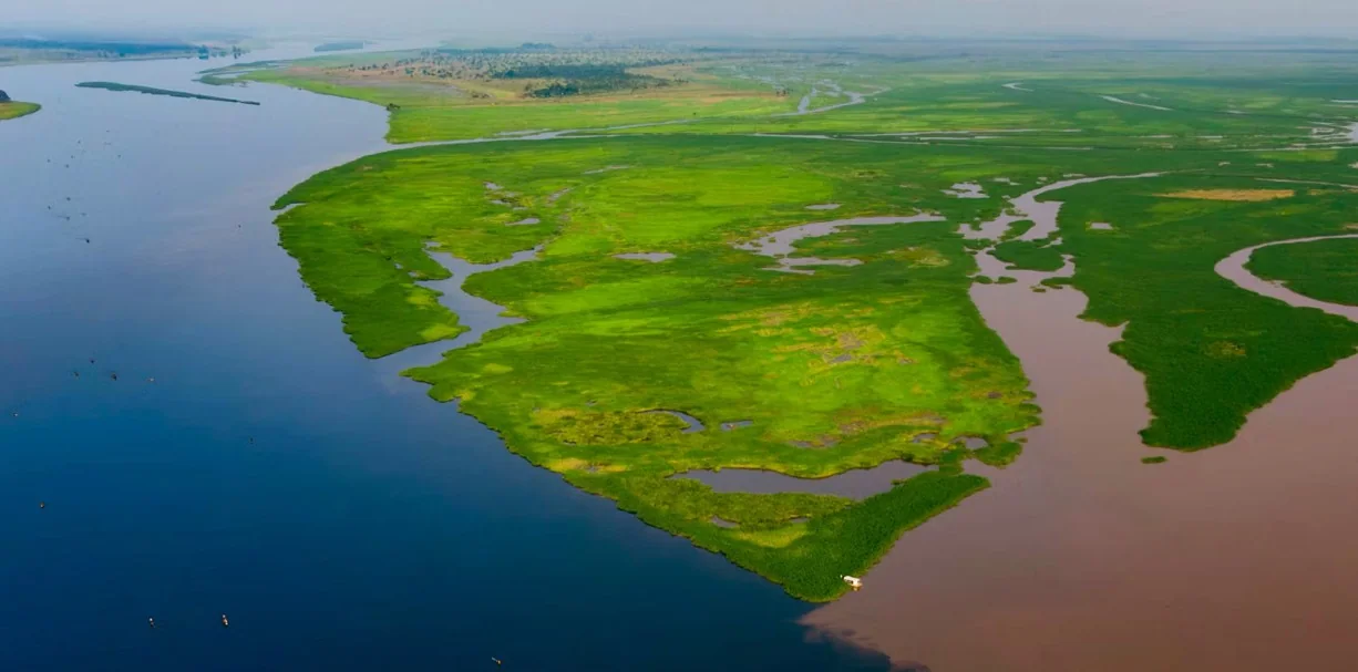 Lakes that ‘breathe’ ancient carbon: A surprising find in the Congo Basin